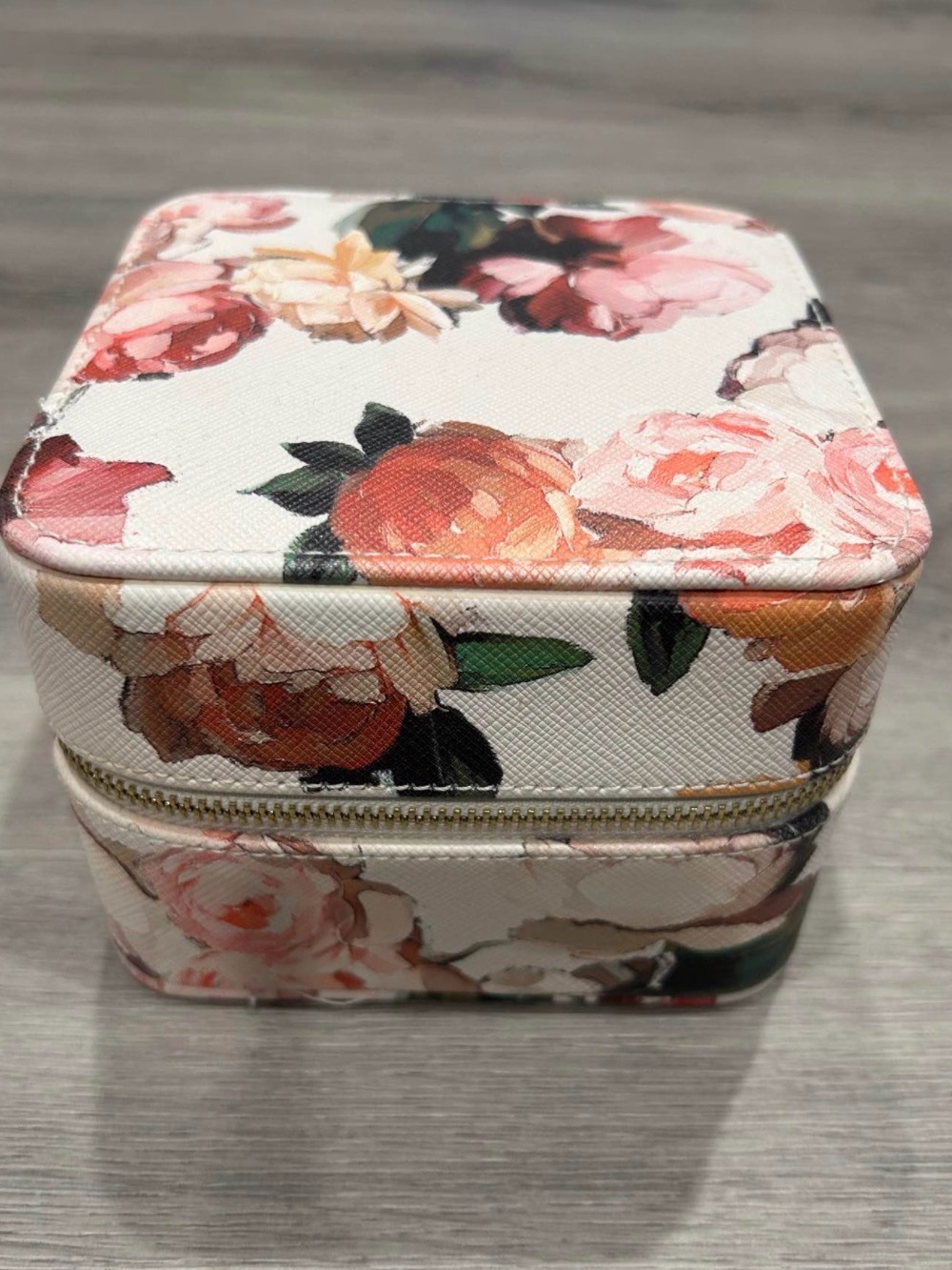 Indigo Floral Jewelry Case in White with Pink and Green Accents